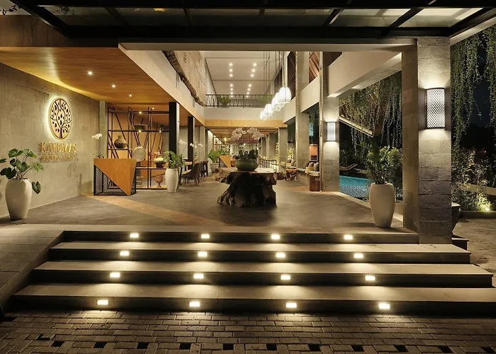 Hotel Kayumas 4*